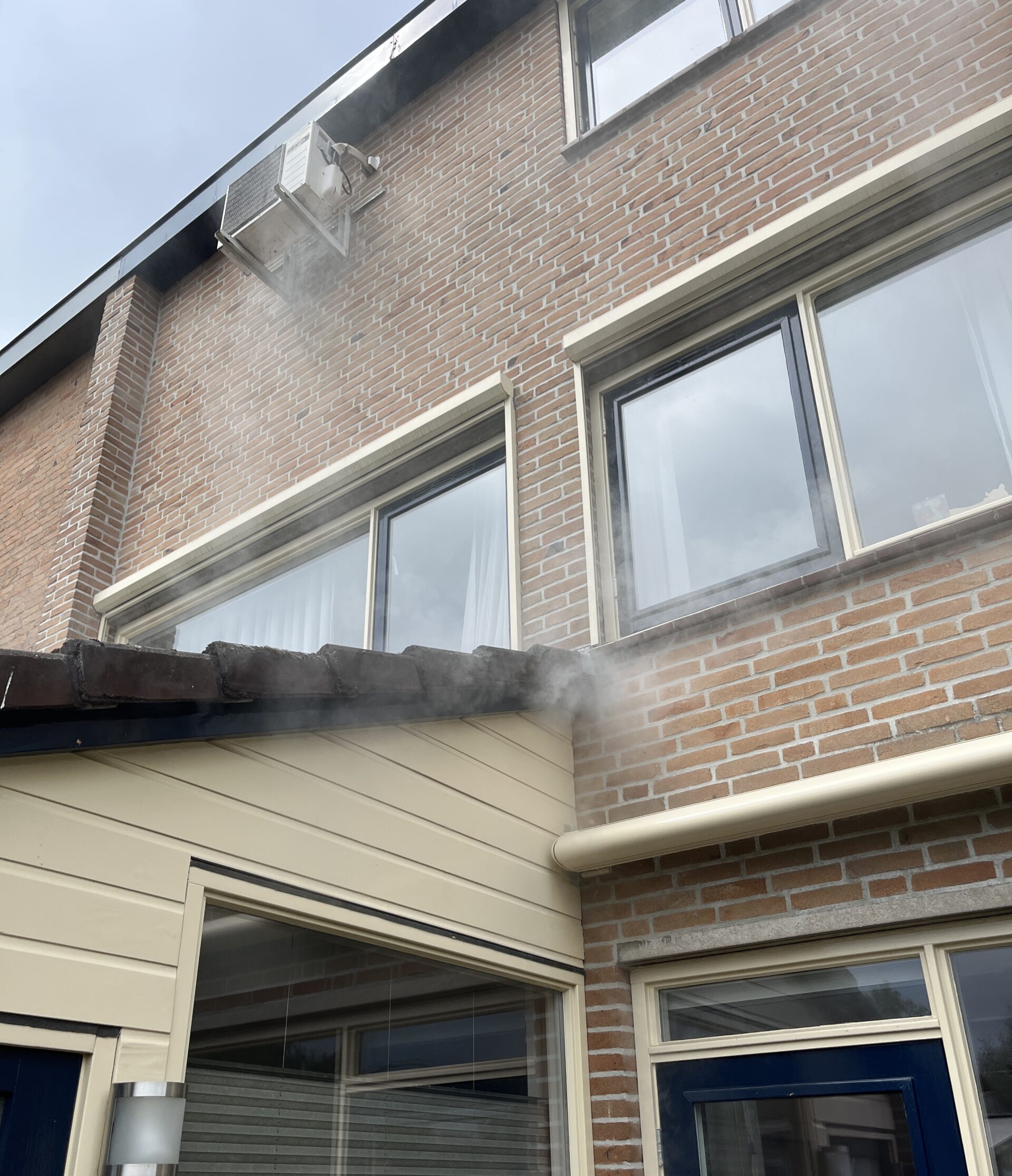 Ventilatie met warmteterugwinning Blowerdoortest Qv10